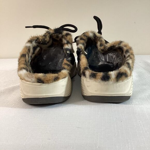 Baretraps Black and Faux Fur Animal Print Mule Size 8.5 - Picture 4 of 9